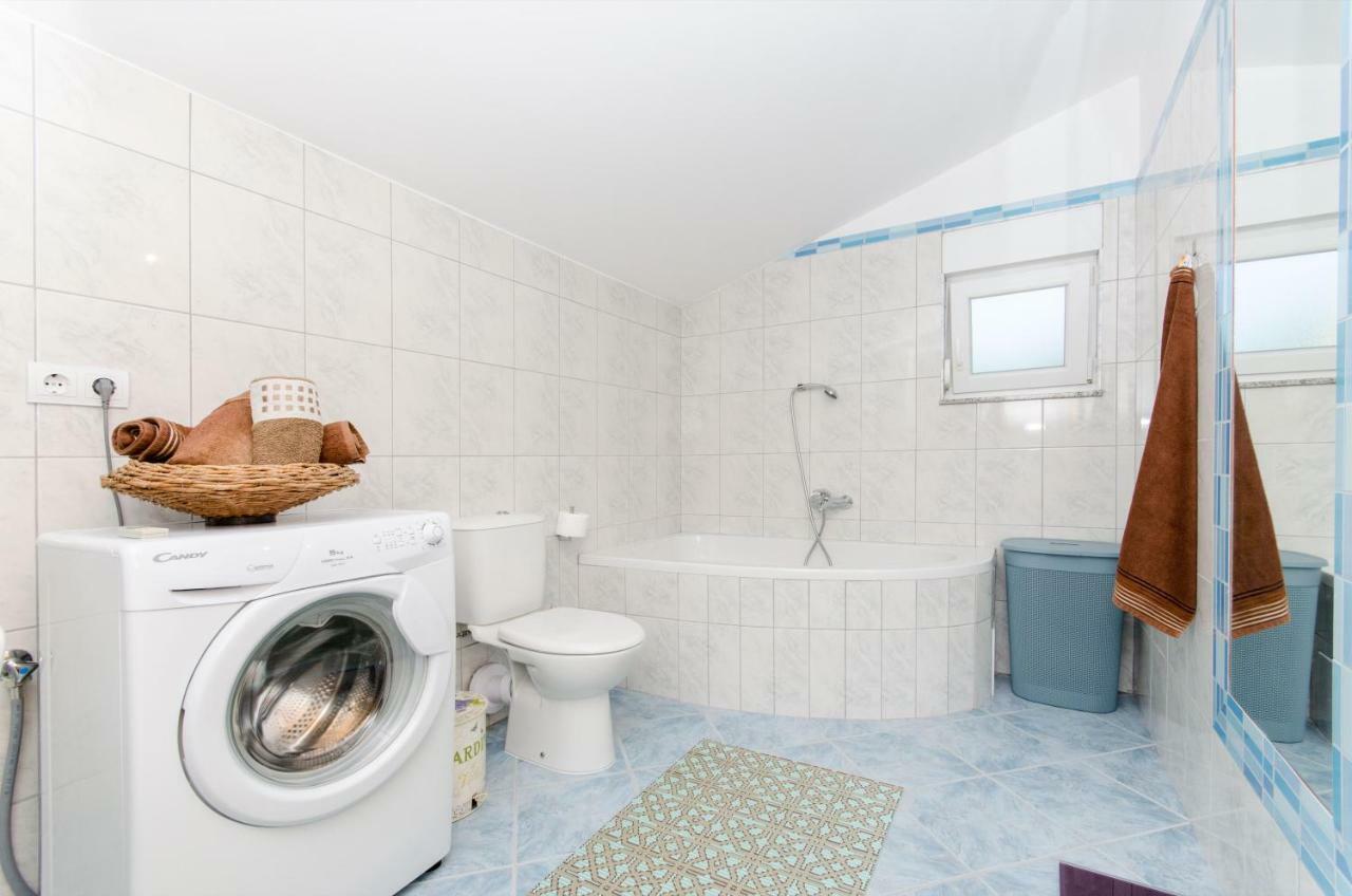 Dalmatian Village Charm - Spacious Villa With Pool Near Trogir Primorski Dolac Экстерьер фото